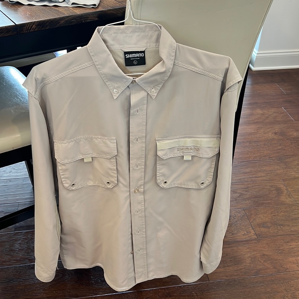 Shimano performance long sleeve button down. Mens large. Gold fishing shirt